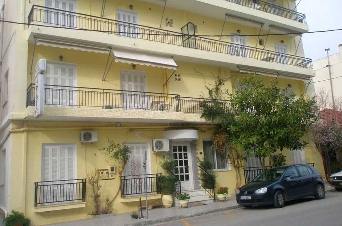 Отель Erato Hotel 2*